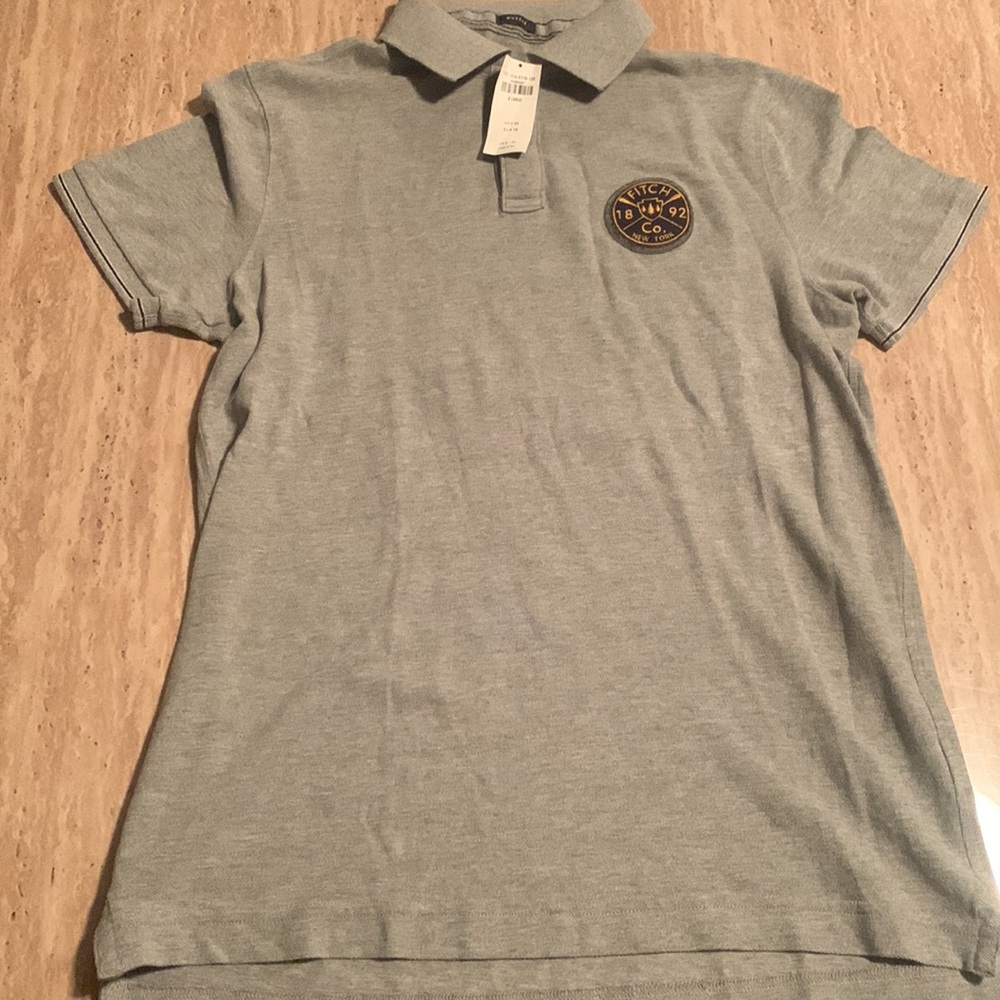 Abercrombie & Fitch - NWT Crest Polo Muscle-fit knit - Shirt size XL